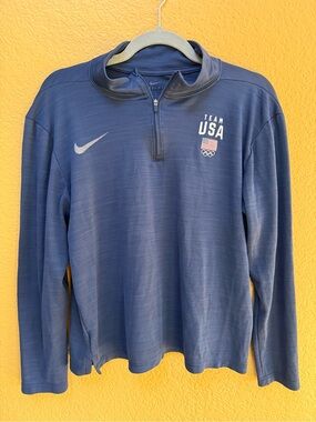 Nike Team USA Navy 1/4 Zip Pullover Women’s - Medium